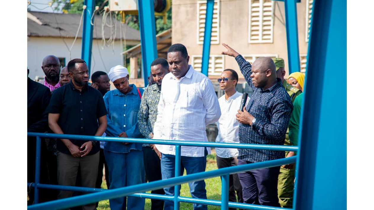 MADIWANI ISAIDIENI DAWASA KUDHIBITI UPOTEVU WA MAJI - RC KUNENGE