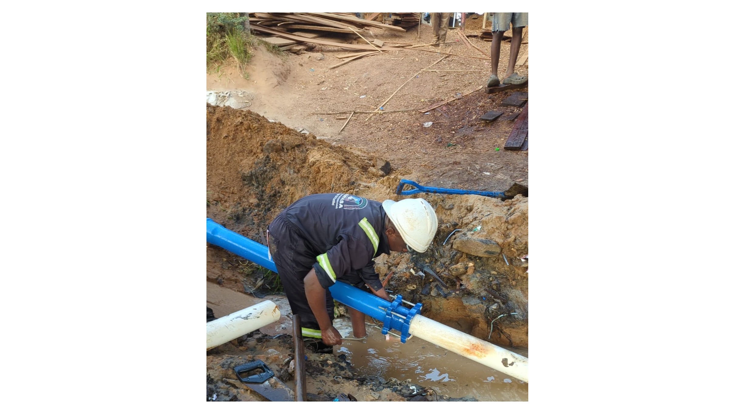 WAKAZI ZAIDI YA 900 MIKOCHENI WAIMARISHIWA HUDUMA YA MAJI